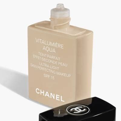 Chanel vitalumiere aqua sephora